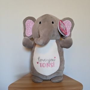 18" Eli the Elephant Hug Mees Squishmallow